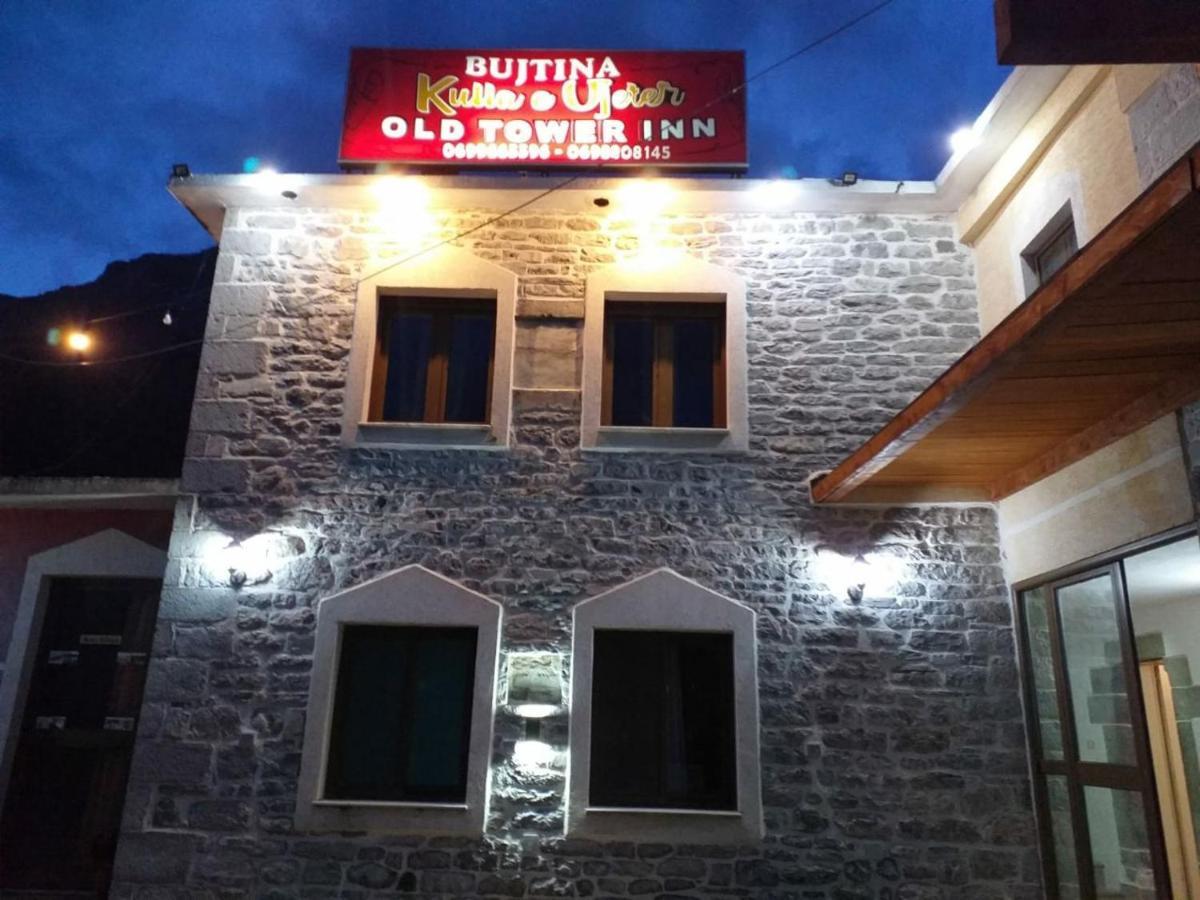 Kulla E Vjeter Hotel Koman Exterior photo