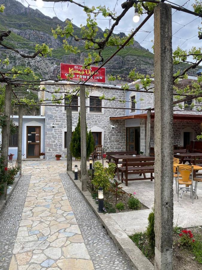 Kulla E Vjeter Hotel Koman Exterior photo